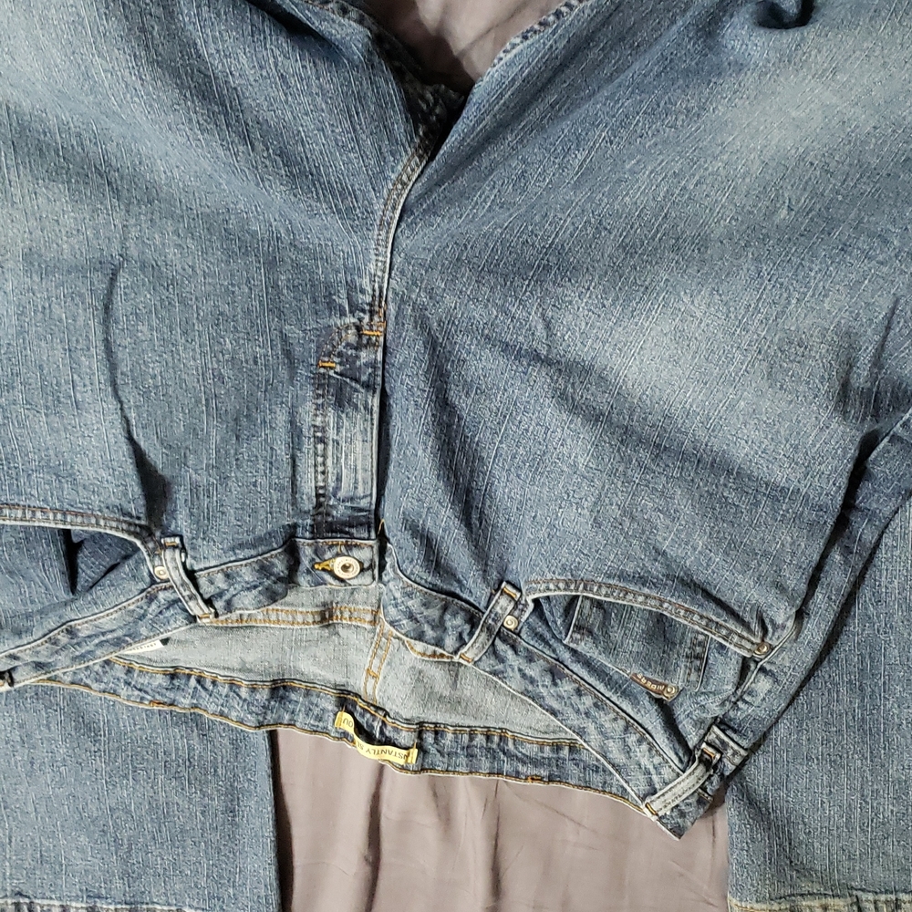 Jeans - Picture 2 of 2